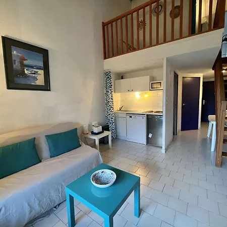 2 Chambres, Piscine, Lave Linge, Lave Vaisselle, Parking, Balcon, Parking Privatif